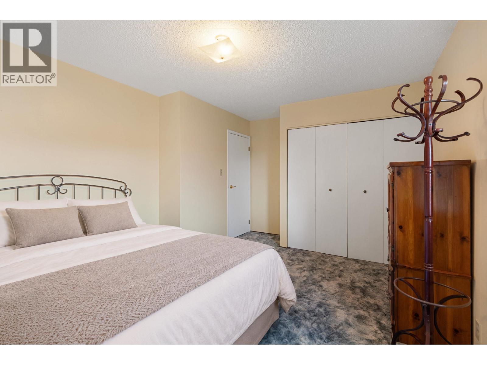 Photo 10 of 17 — 305 2550 S OSPIKA BOULEVARD · Prince George, BC