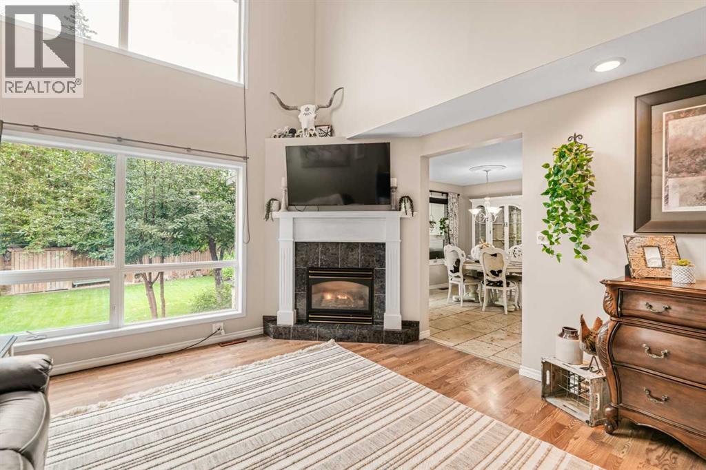 5308 46 Avenue - 5