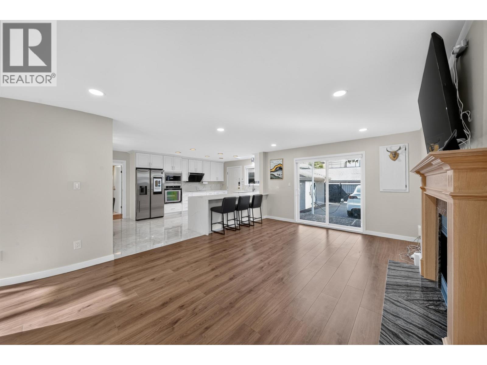 5483 COLUMBIA STREET, Vancouver