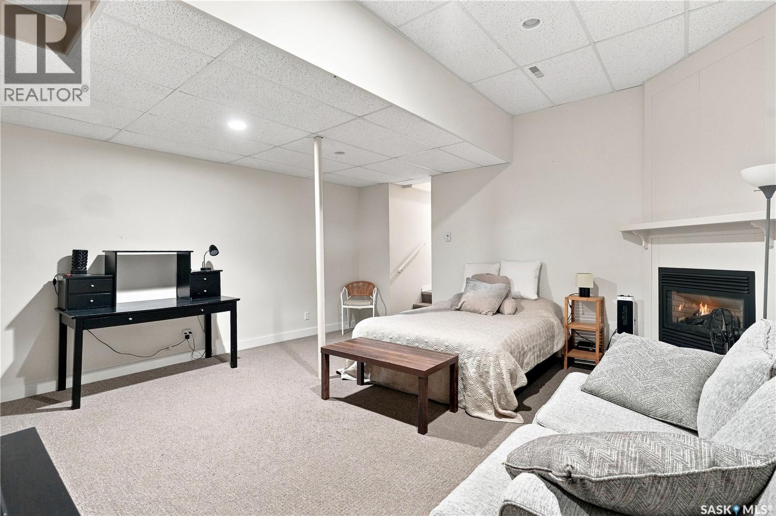 #4 2855 Lacon STREET - Image 32