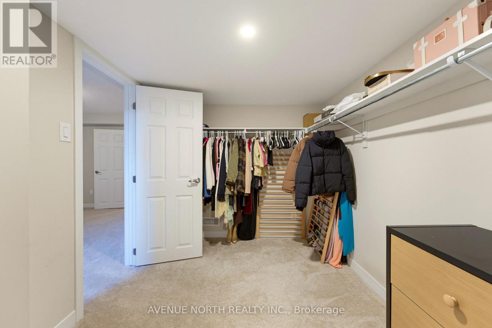 606 PARNIAN PRIVATE - Image 36