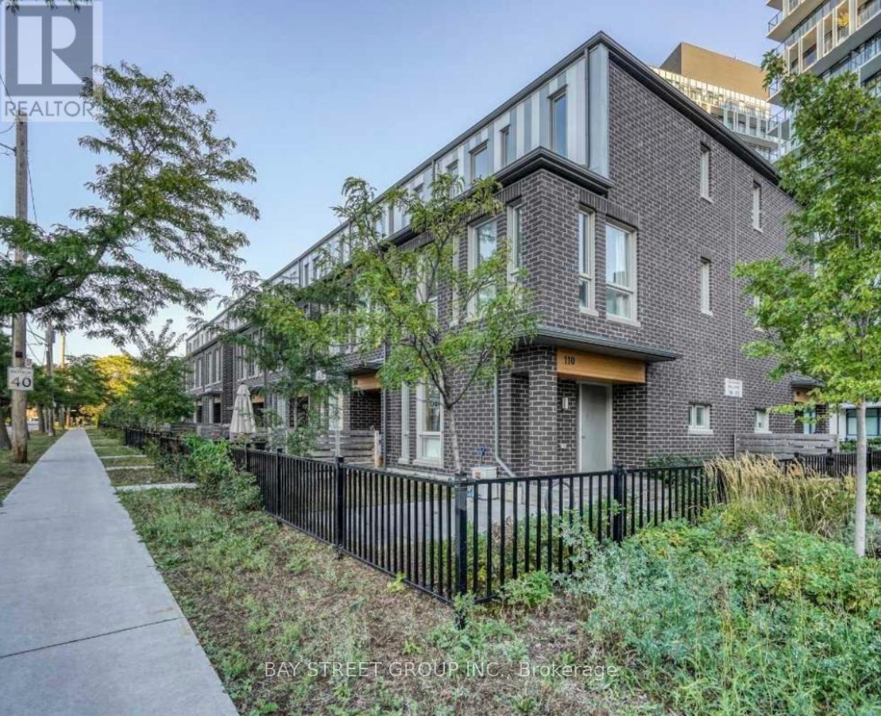 Photo of 128 Fairview Mall Drive
