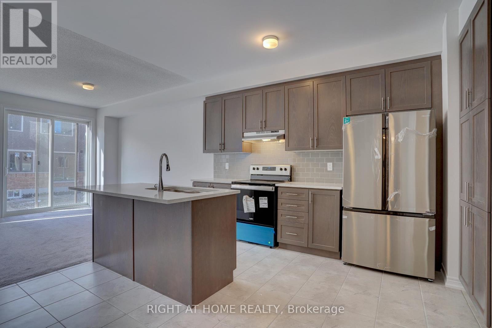 2038 CAMERON LOTT CRESCENT, Oshawa (Kedron) — photo 5
