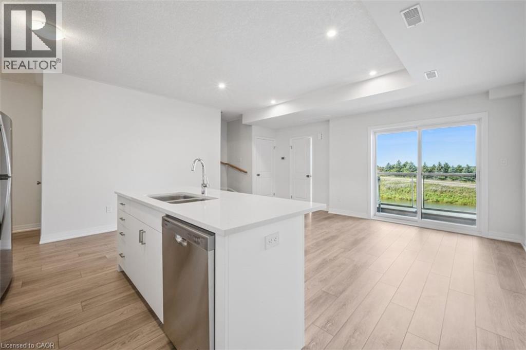 75 REVERIE Way, Kitchener — photo 8