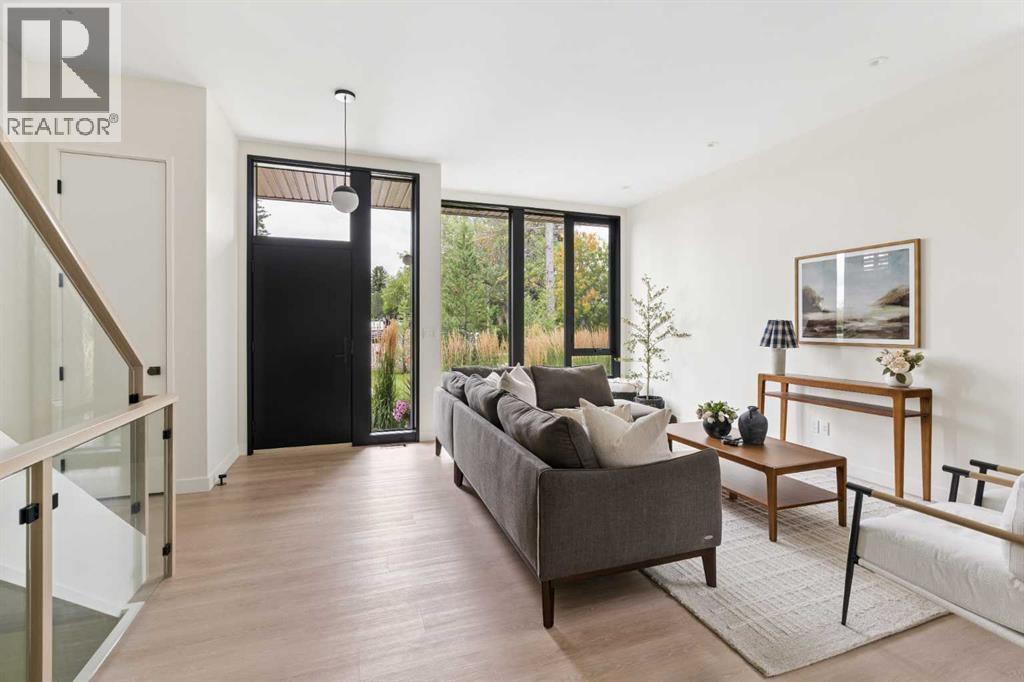 3A Willow Crescent SW - 3