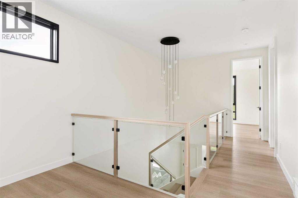 3A Willow Crescent SW - 36