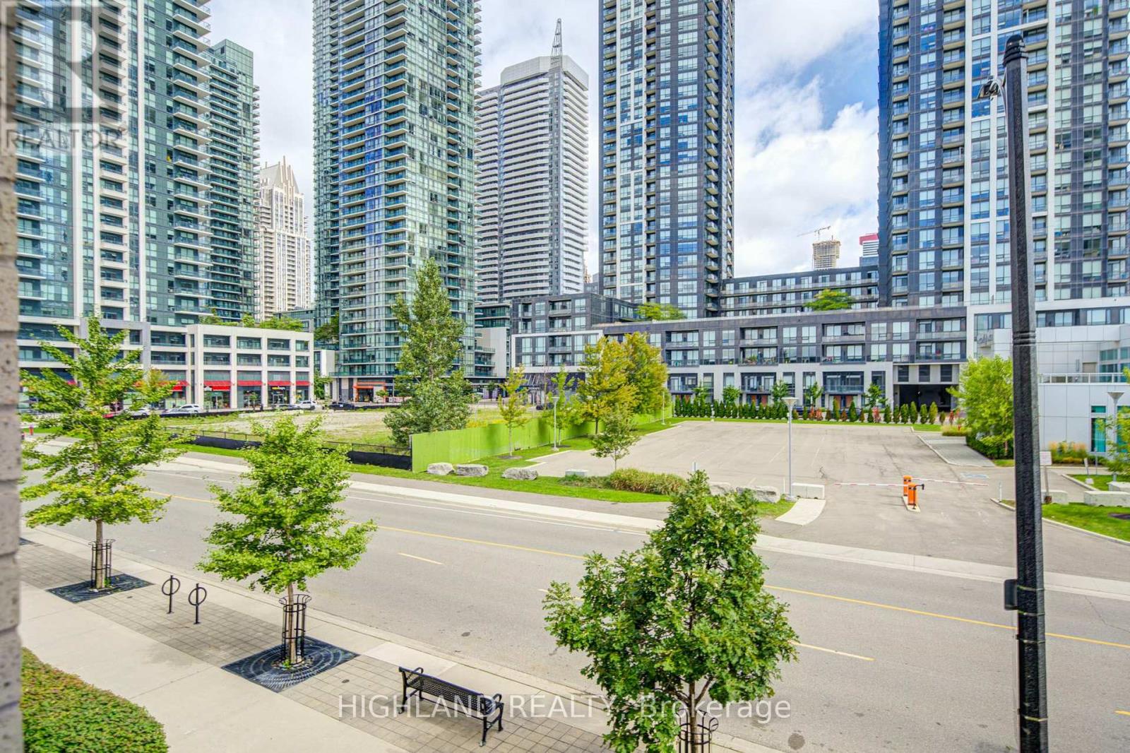 #6 4010 PARKSIDE VILLAGE DRIVE - 21