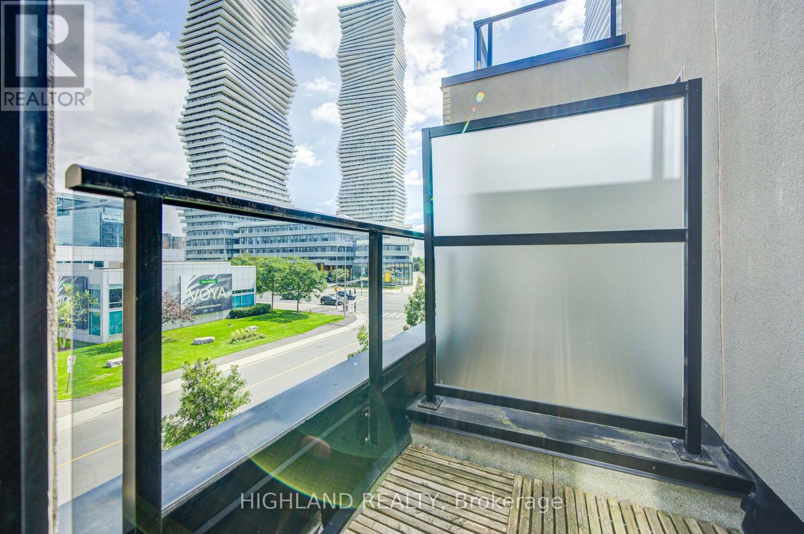 #6 4010 PARKSIDE VILLAGE DRIVE - 25