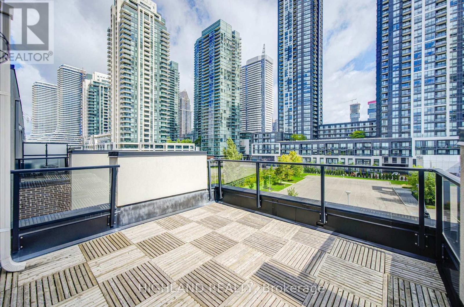 #6 4010 PARKSIDE VILLAGE DRIVE - 28
