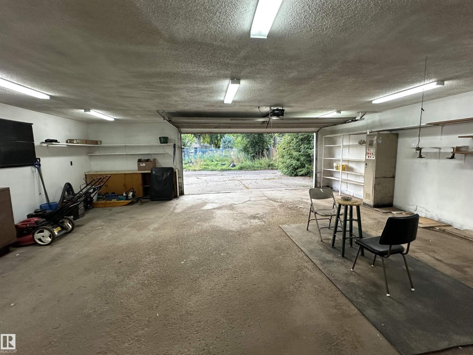 12936 115 ST NW - Image 24