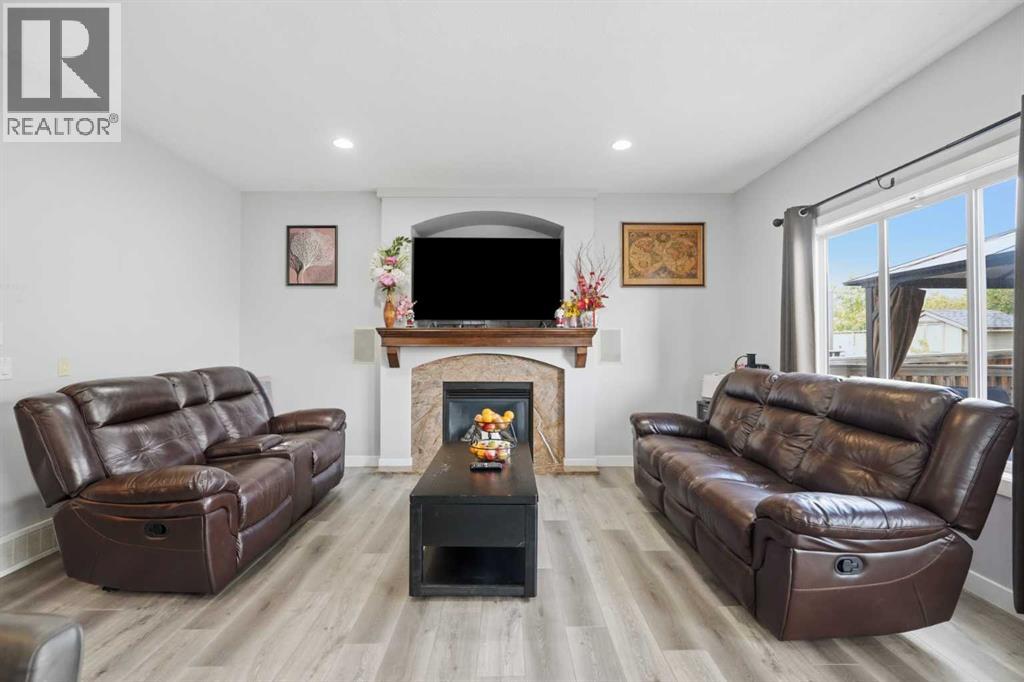 139 New Brighton Close SE, Calgary — photo 9