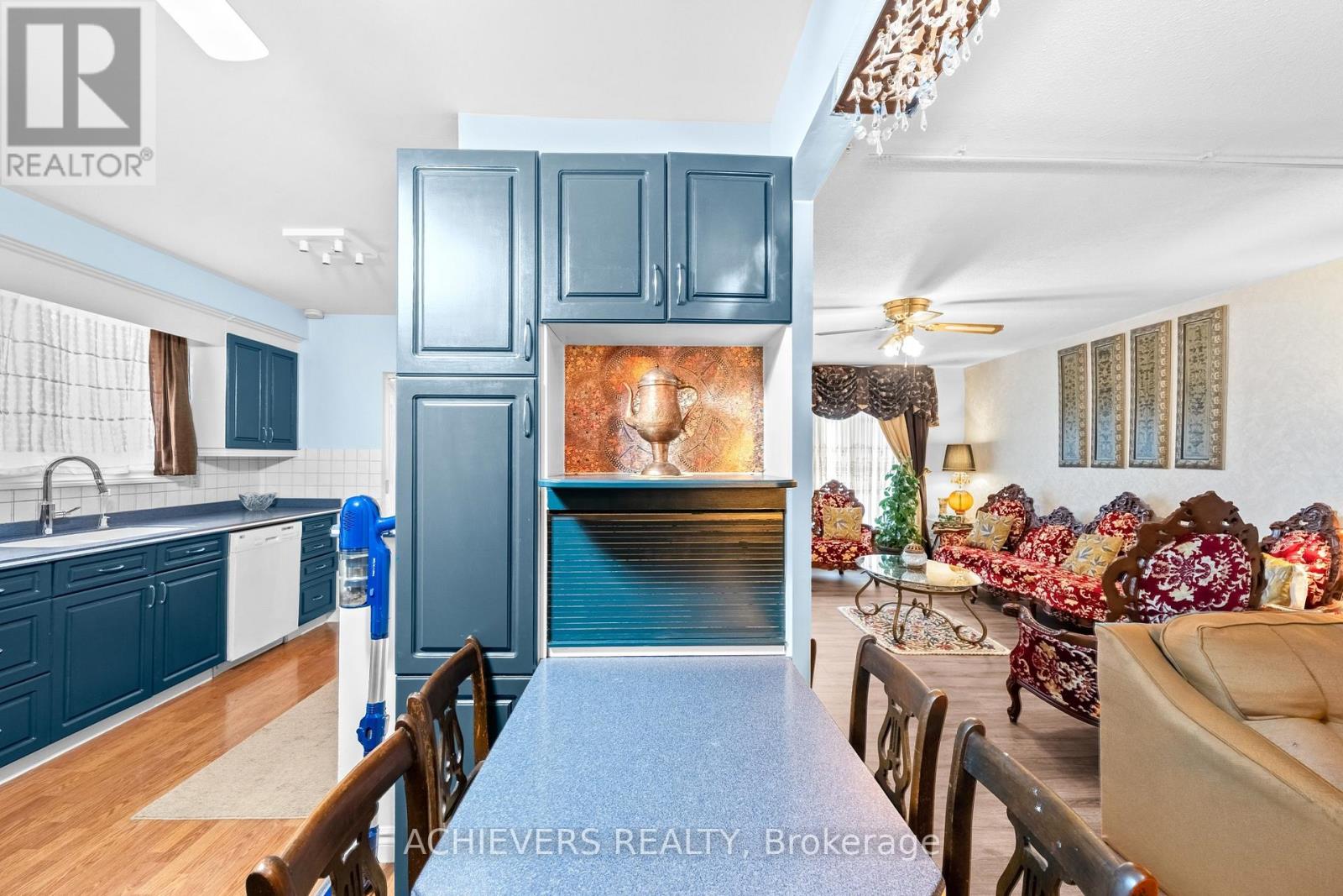 39 DANESBURY CRESCENT - 15