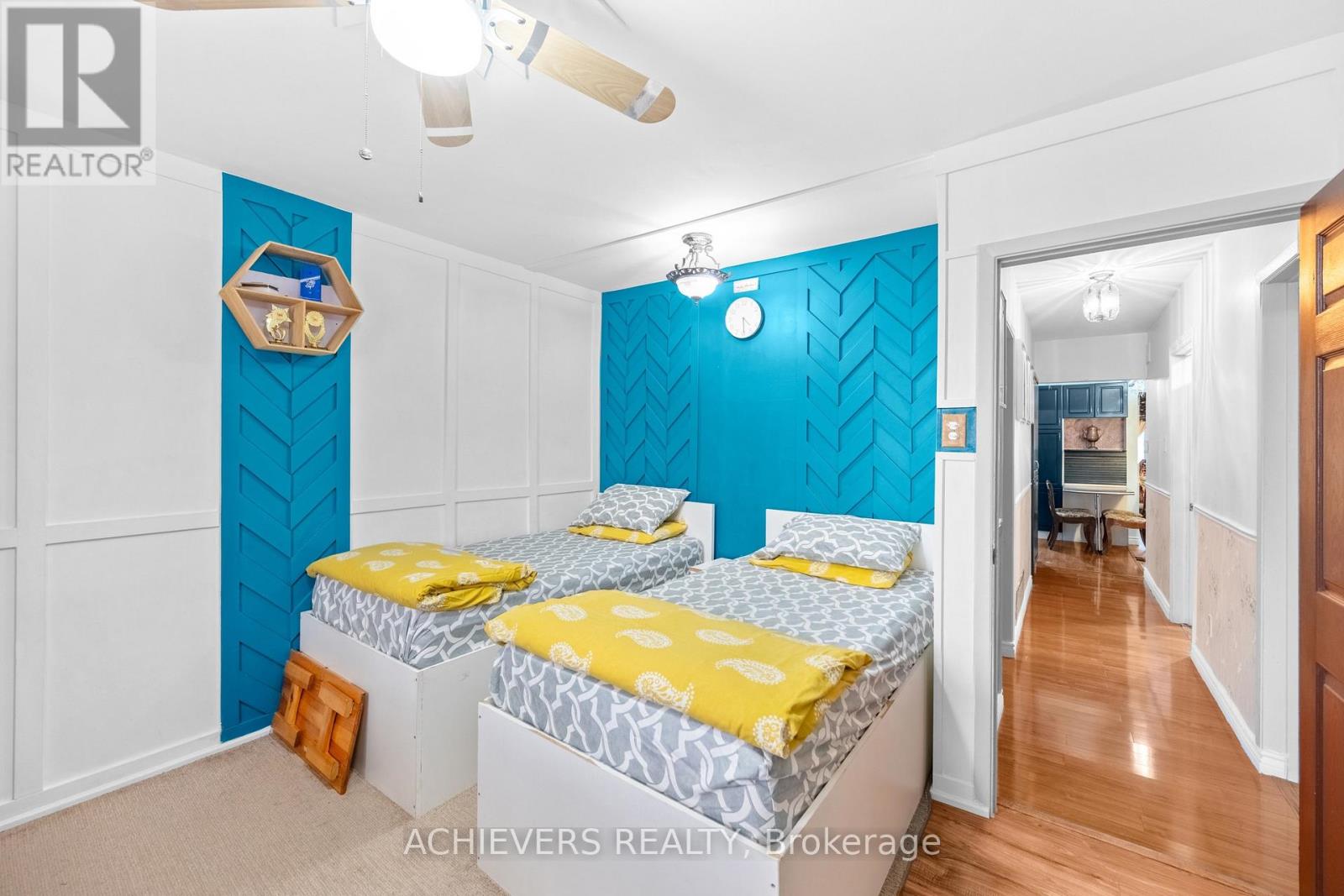 39 DANESBURY CRESCENT - 17