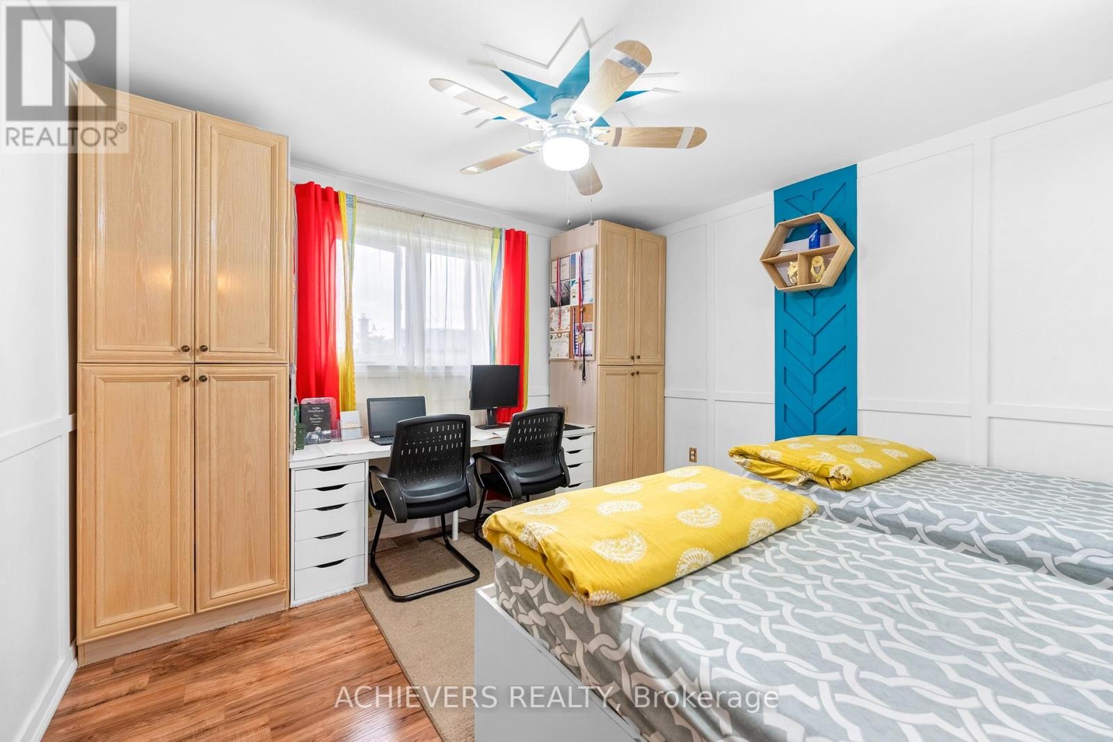 39 DANESBURY CRESCENT - 18