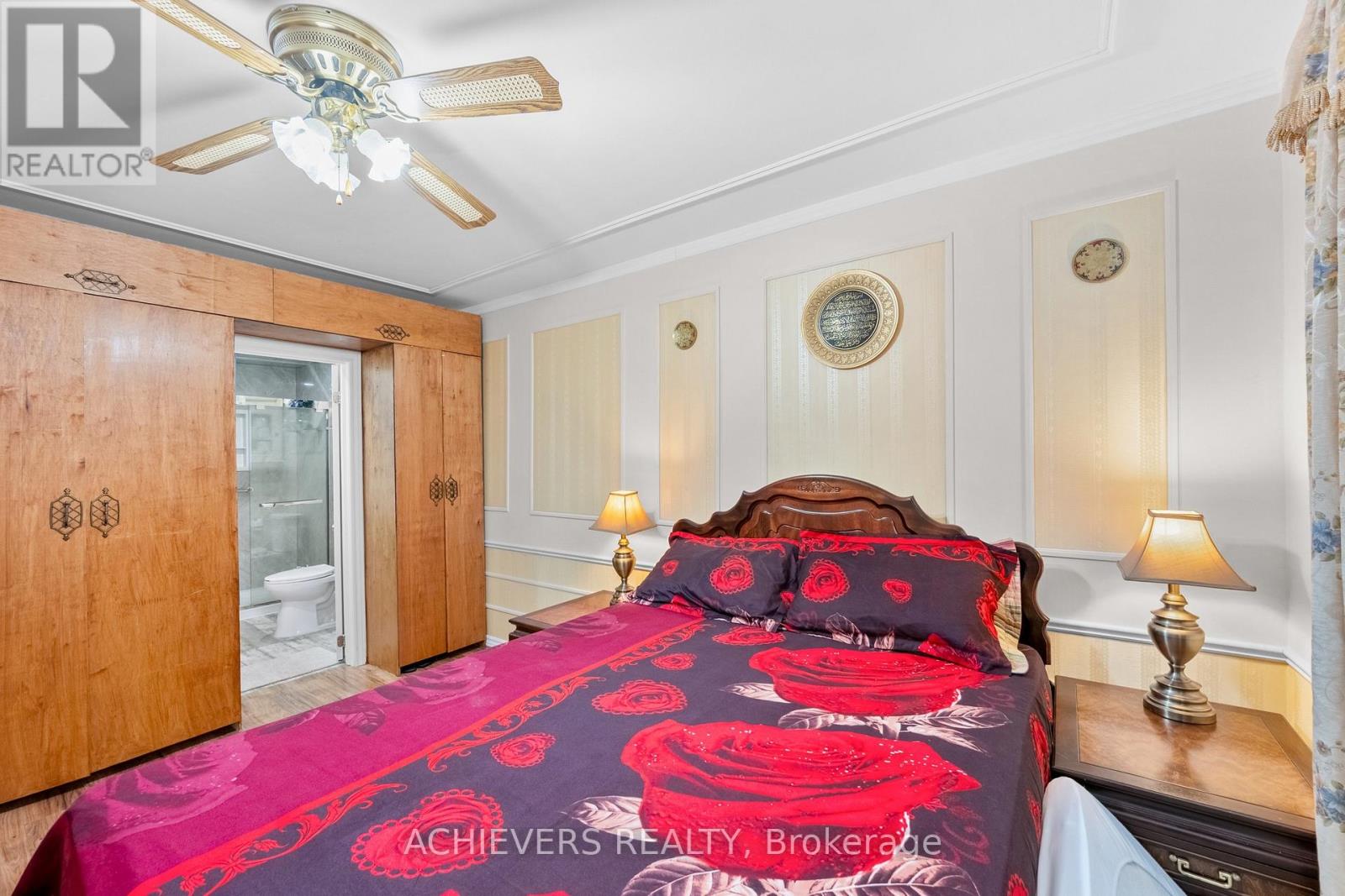 39 DANESBURY CRESCENT - 25