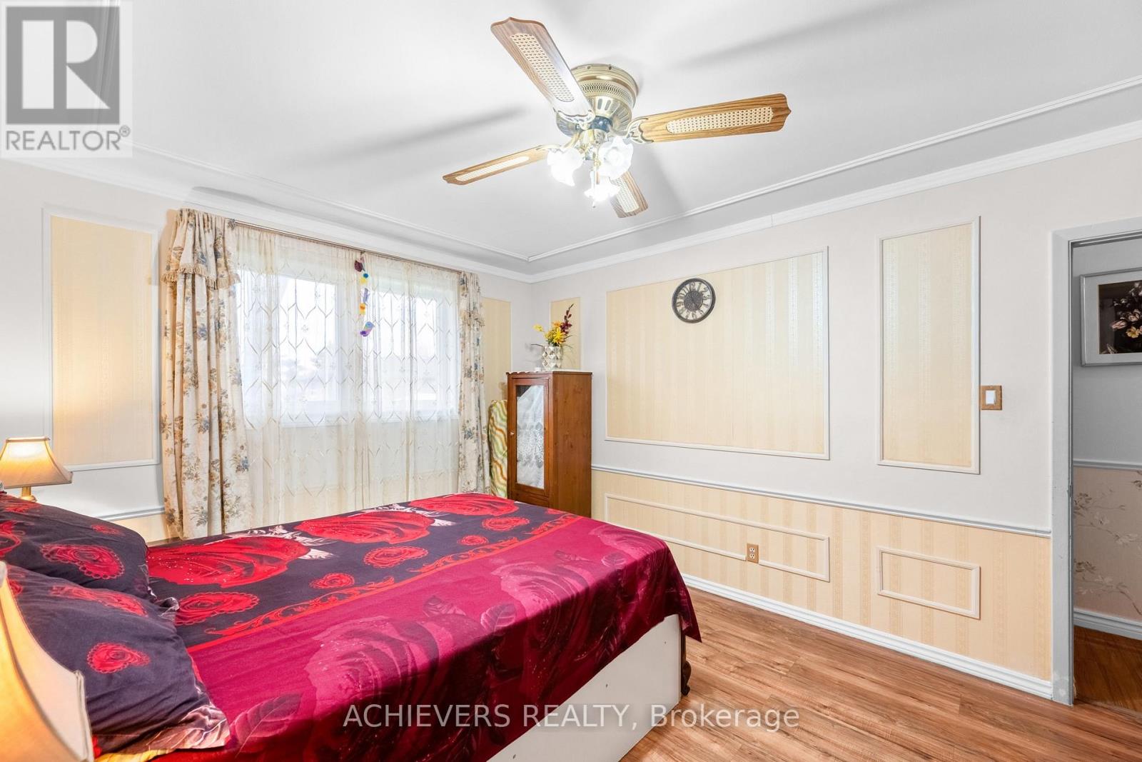 39 DANESBURY CRESCENT - Image 26