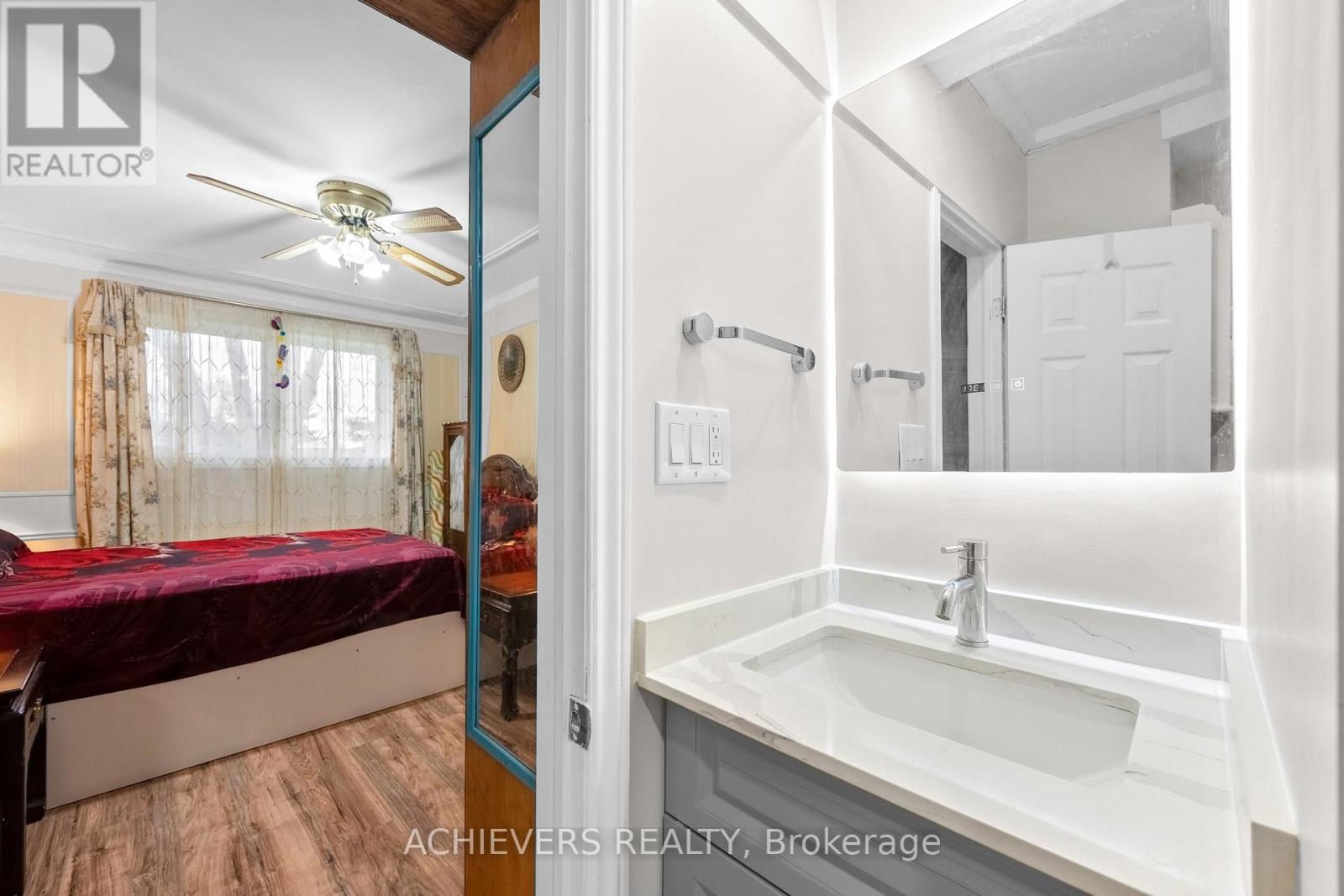 39 DANESBURY CRESCENT - 27