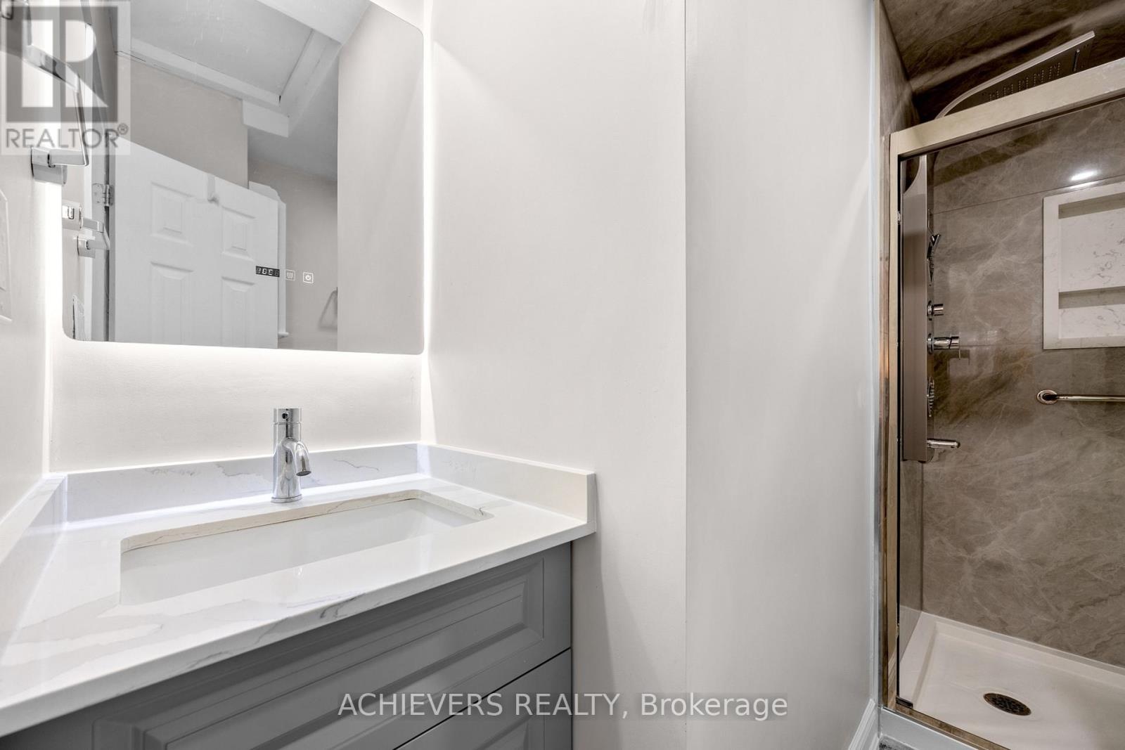 39 DANESBURY CRESCENT - 28