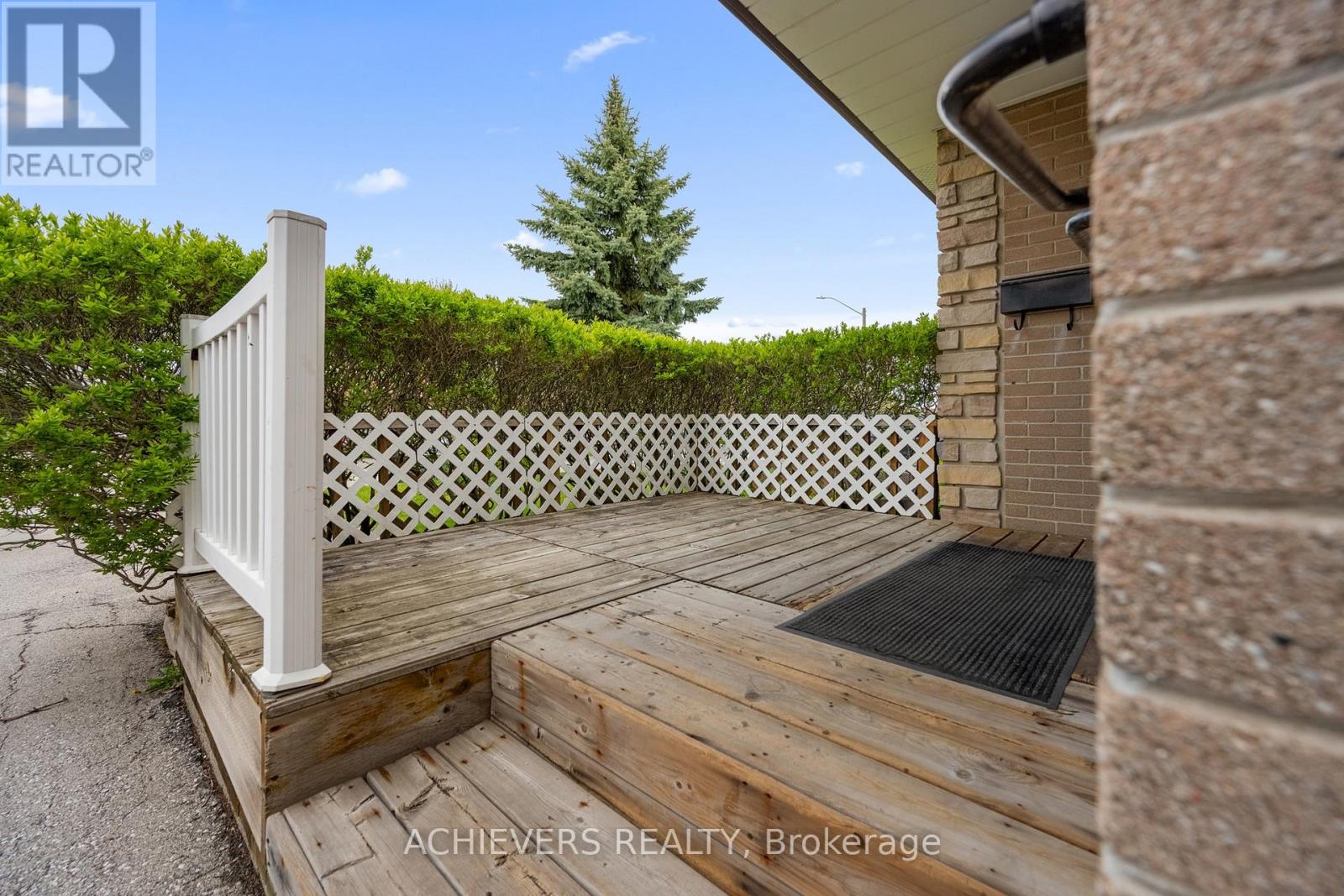 39 DANESBURY CRESCENT - 5