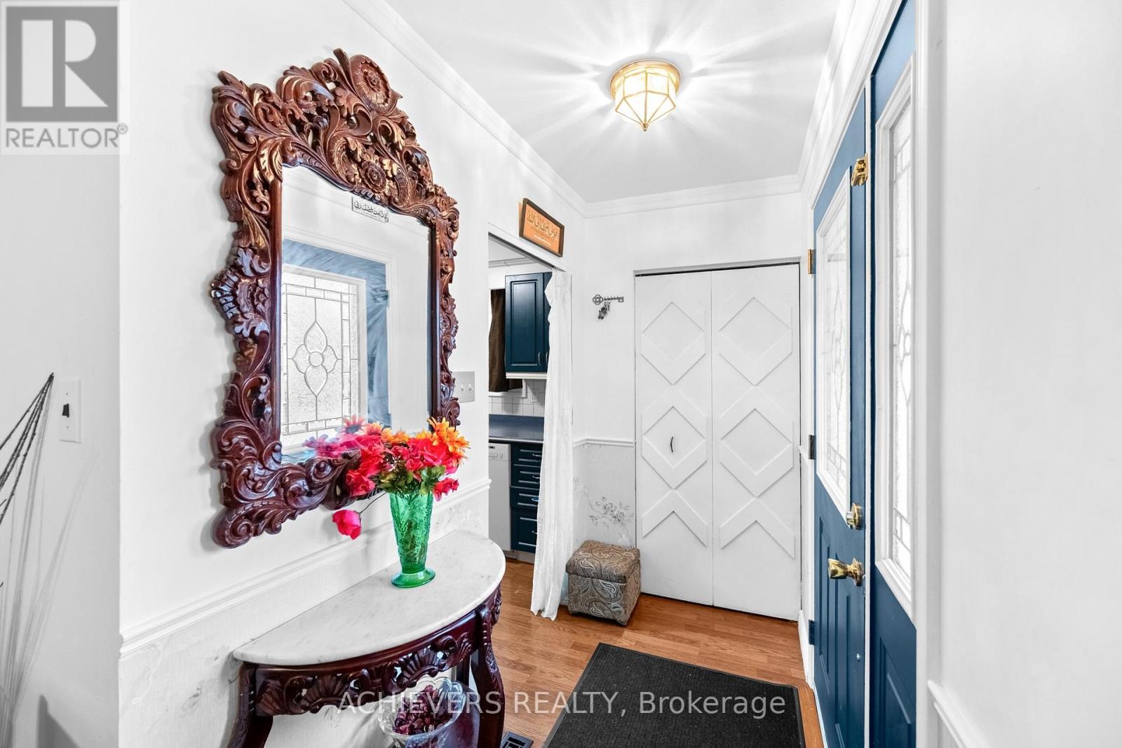 39 DANESBURY CRESCENT - 6