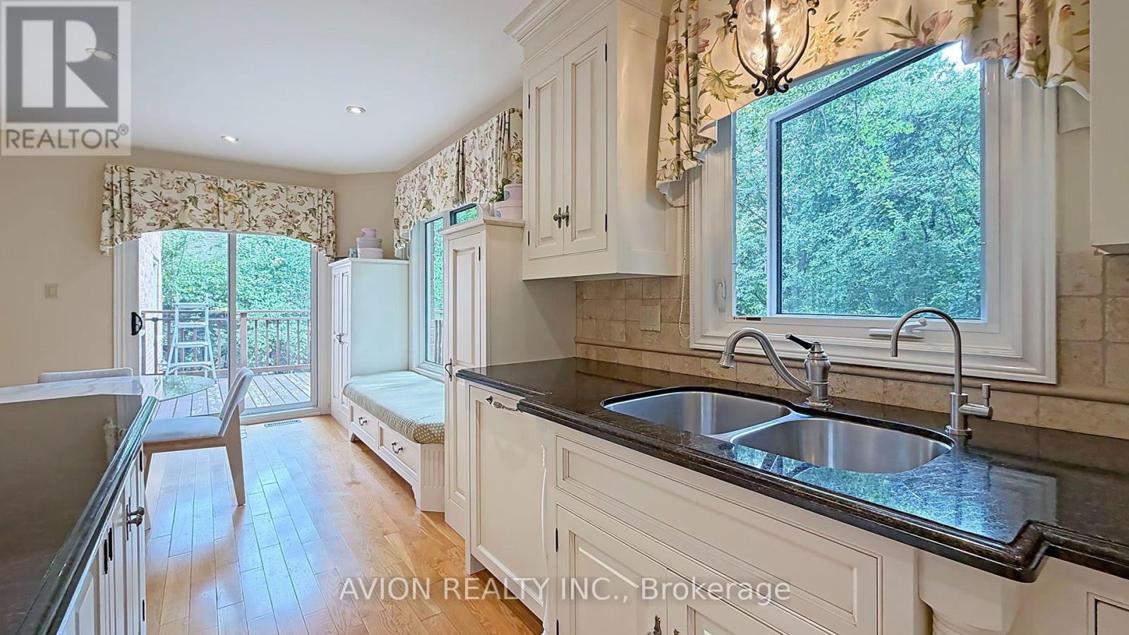 2068 NIPIGON DRIVE - 17