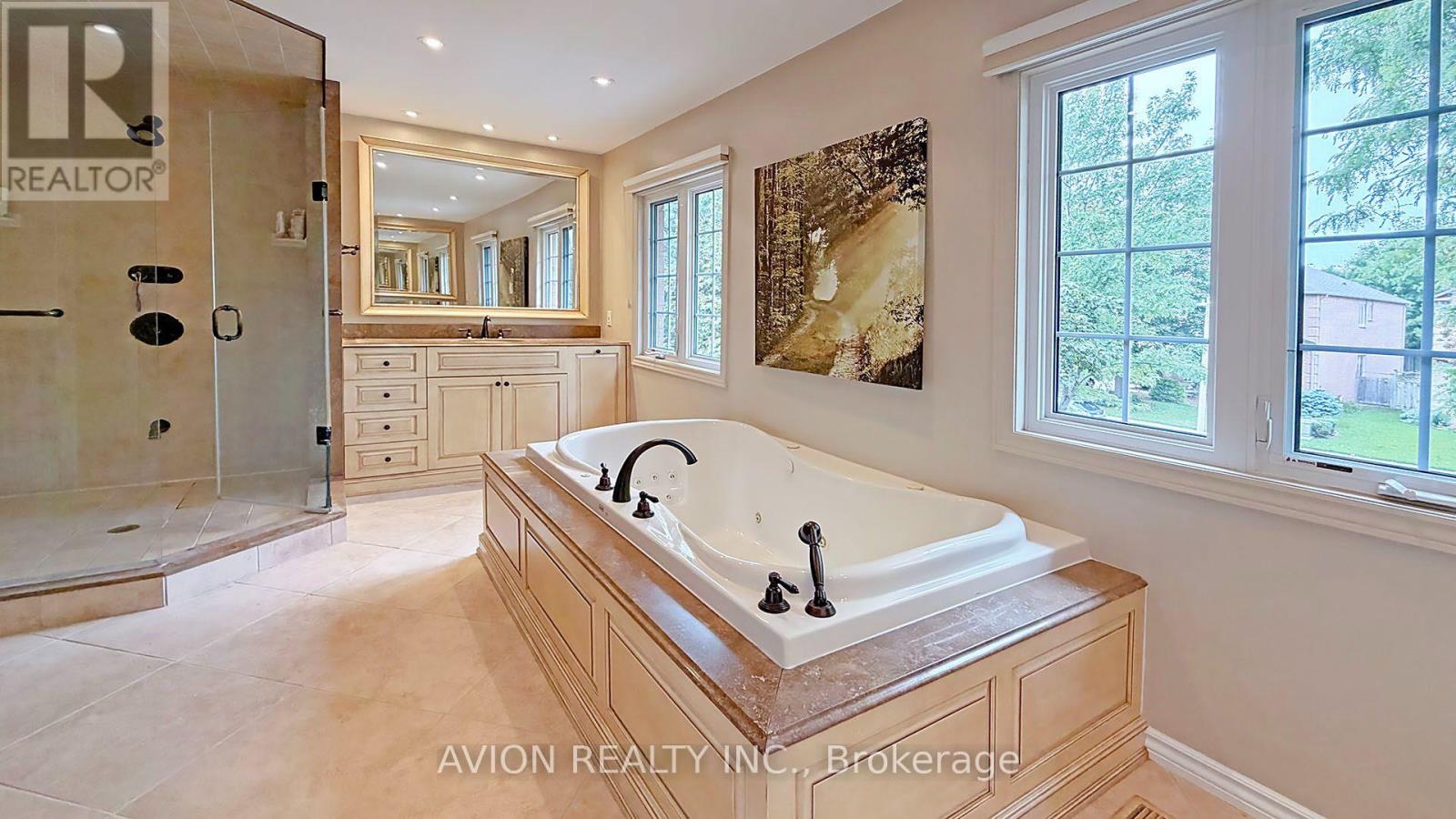 2068 NIPIGON DRIVE - 27