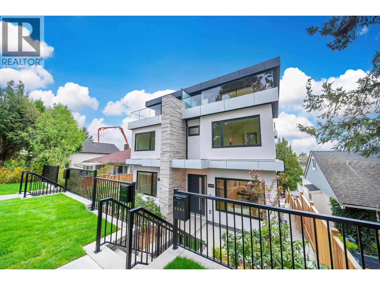 1 5595 FLEMING STREET, Vancouver — photo 2