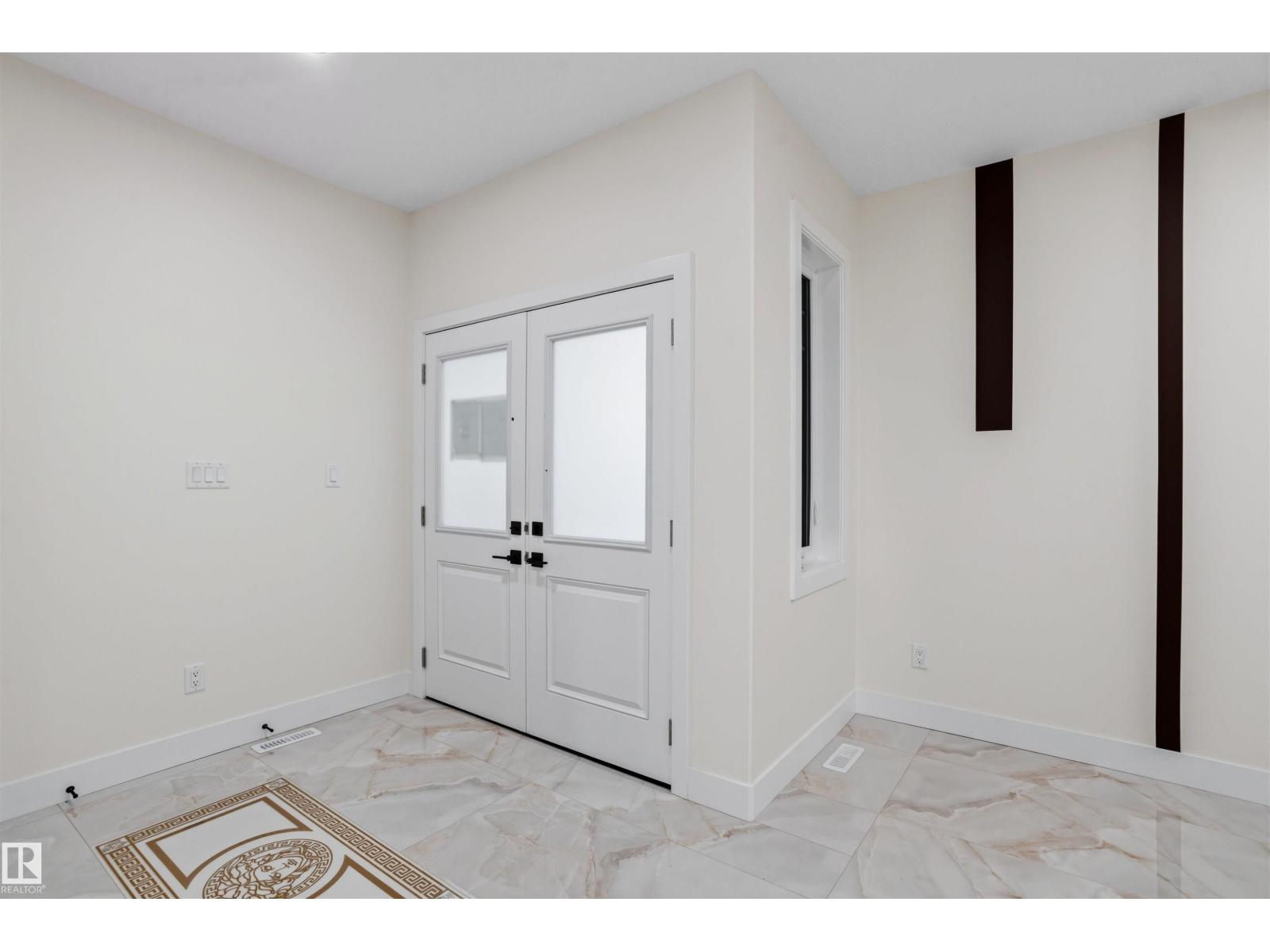 216 21 ST SW - 4