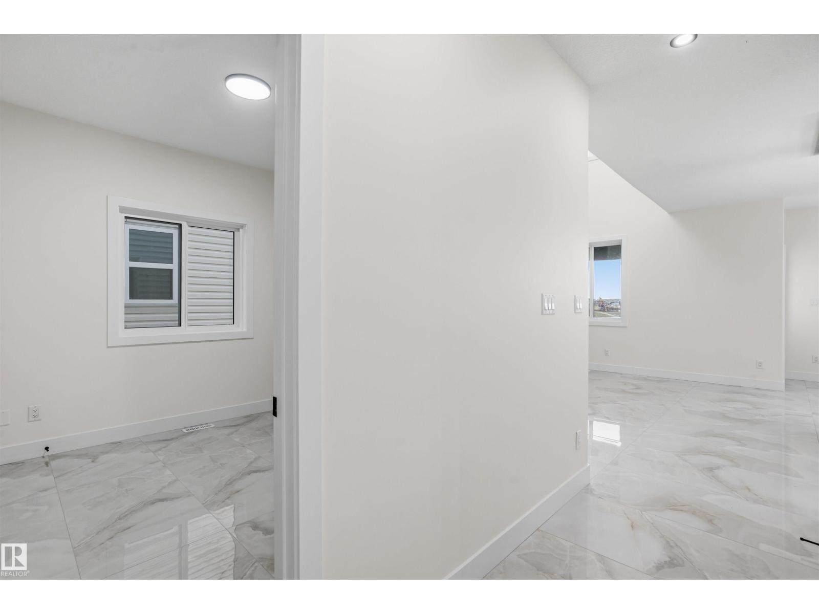216 21 ST SW - 8