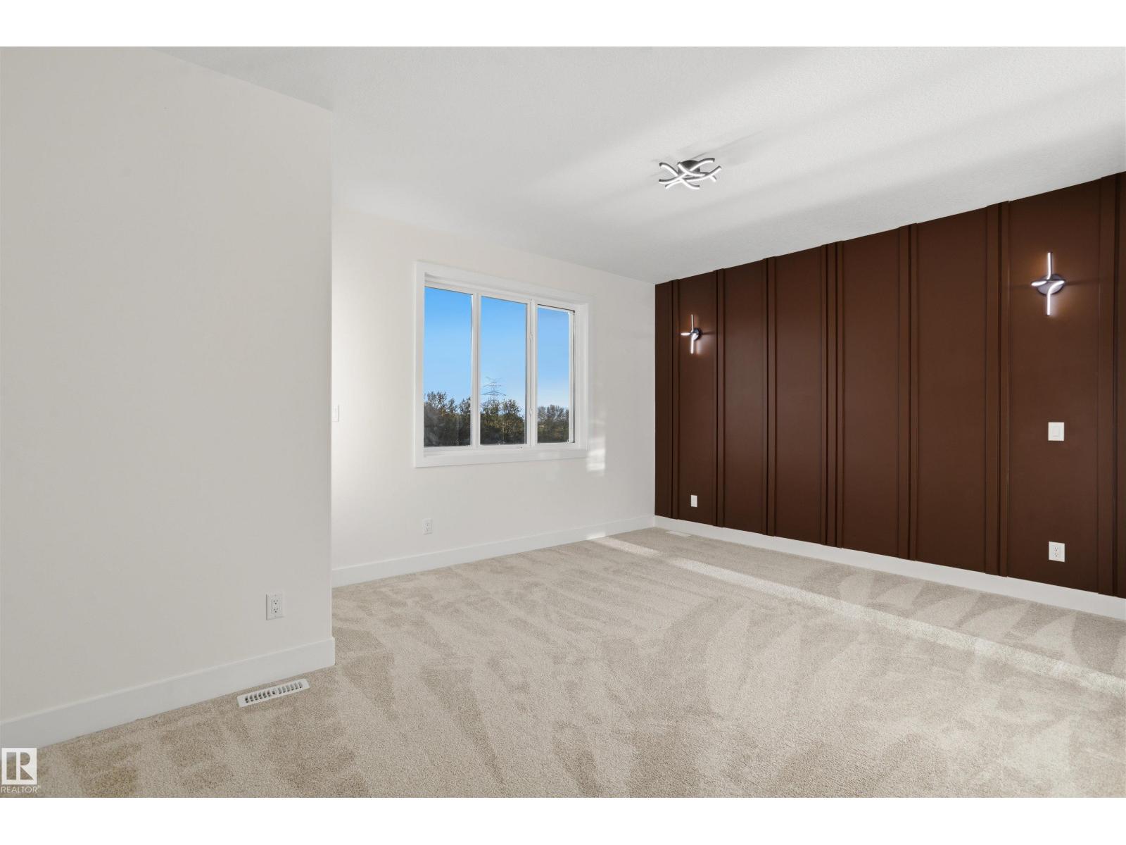 216 21 ST SW - 27