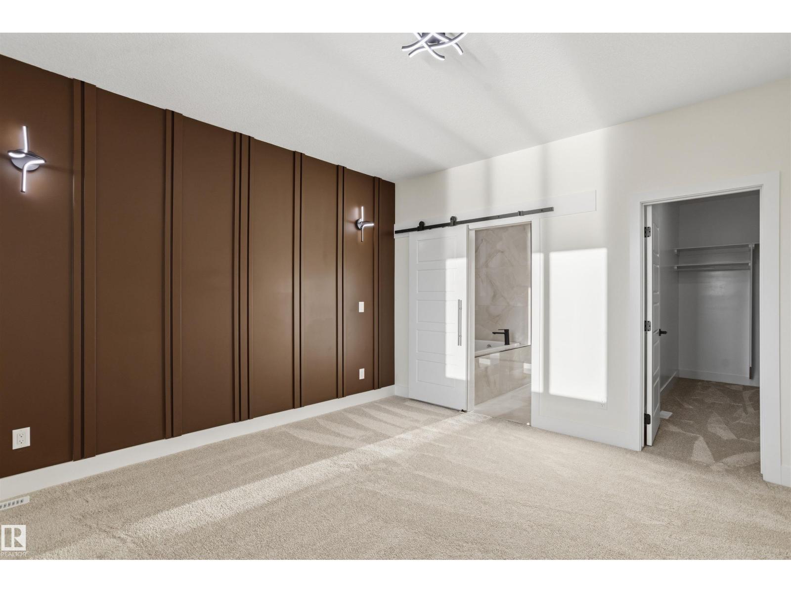 216 21 ST SW - 32