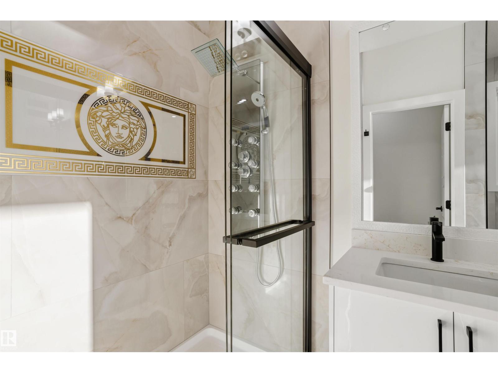 216 21 ST SW - 36
