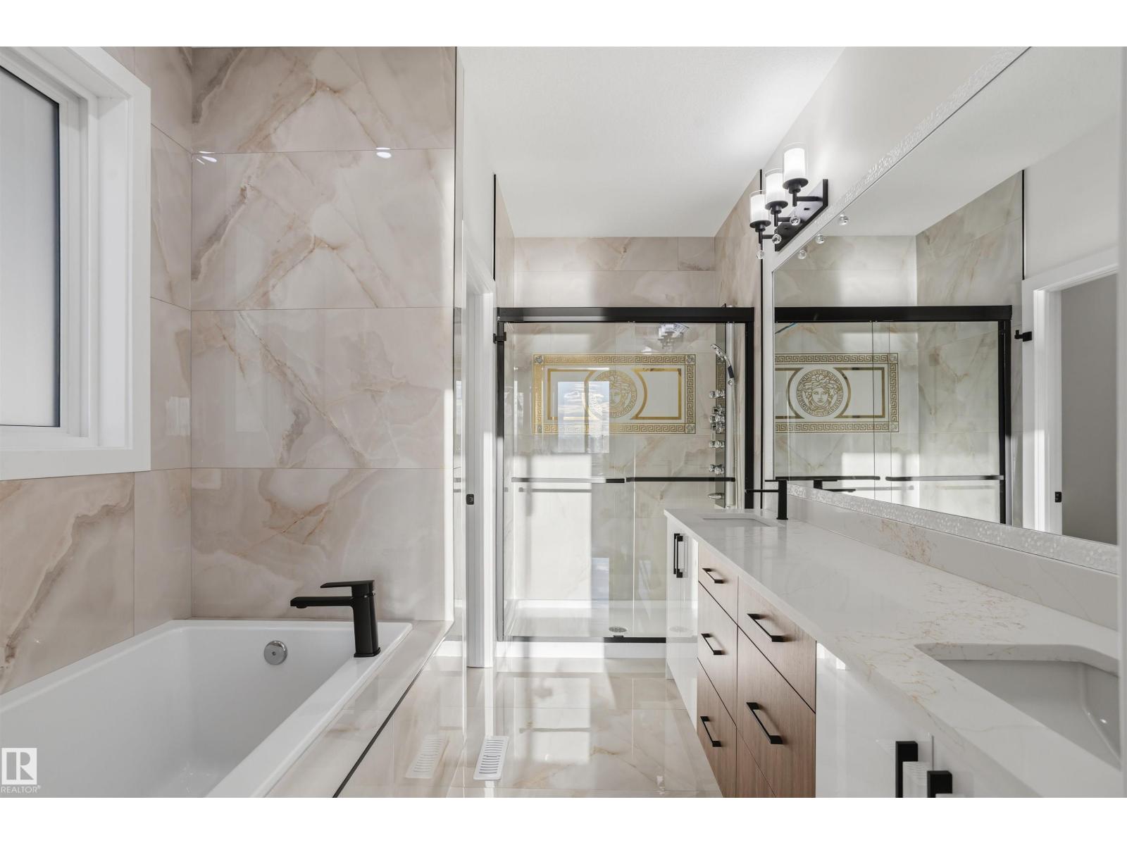 216 21 ST SW - 35