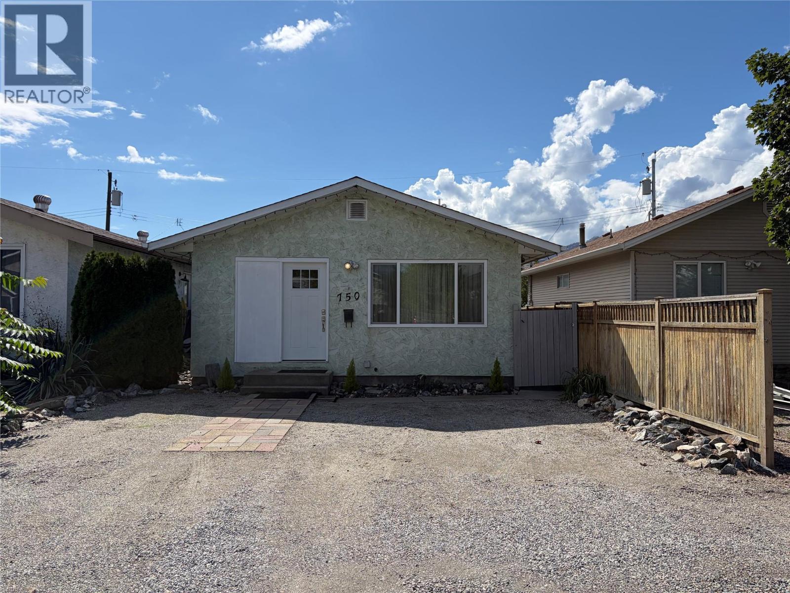 750 Revelstoke Avenue - 2