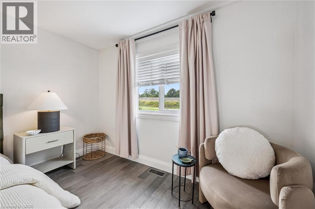 151 PROSPERITY Drive - Image 25