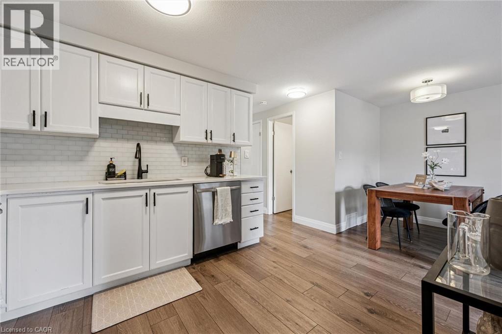 151 PROSPERITY Drive, Kitchener — photo 6