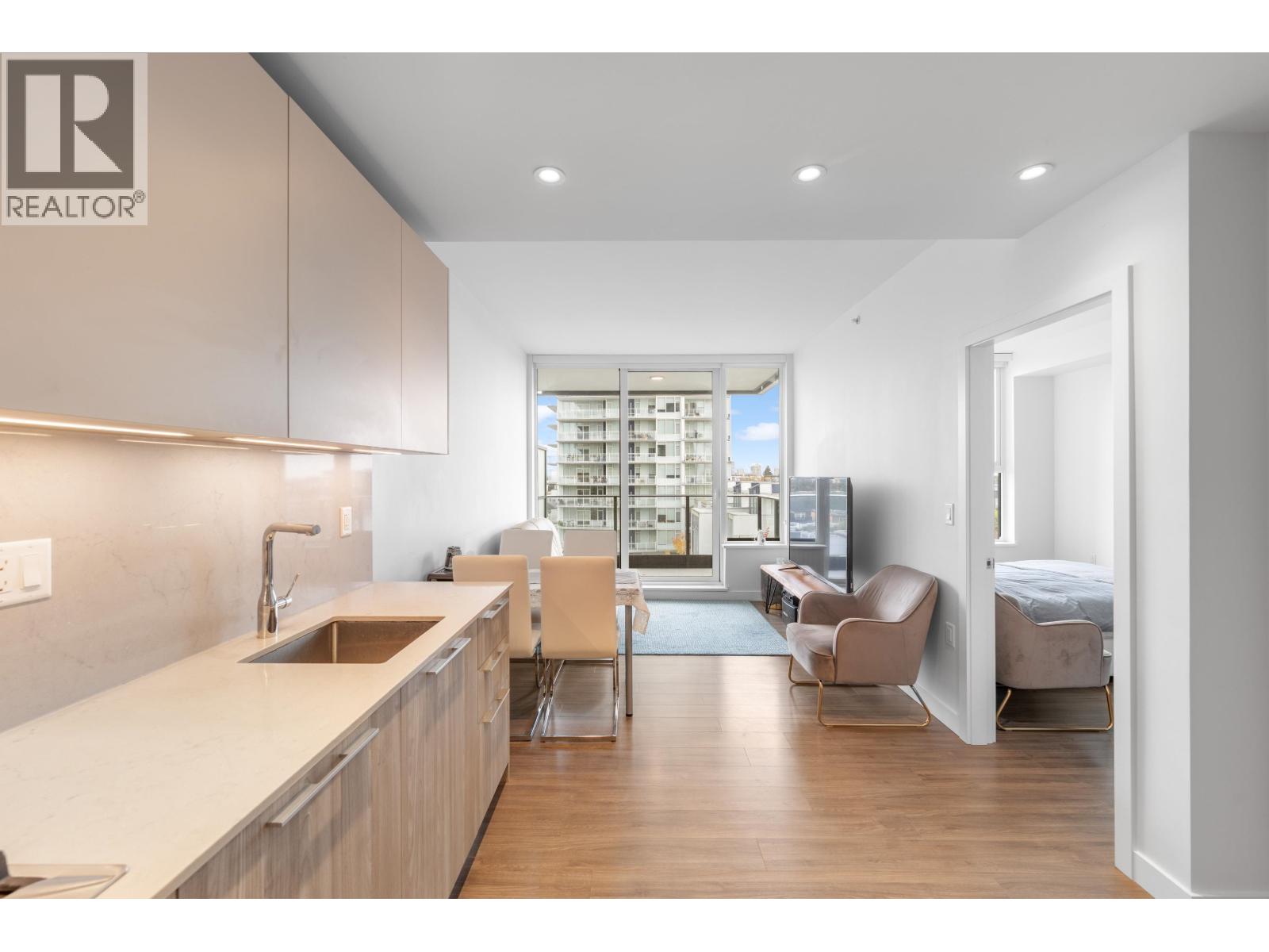 606 6699 DUNBLANE AVENUE, Burnaby — photo 8