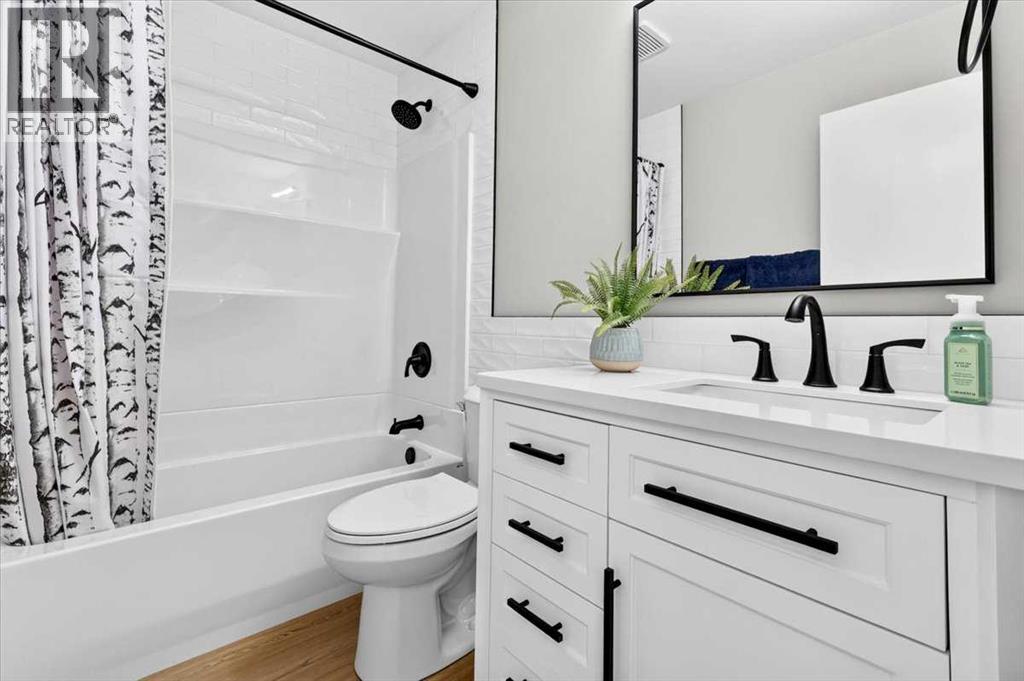 344 Midlake Boulevard SE - 30
