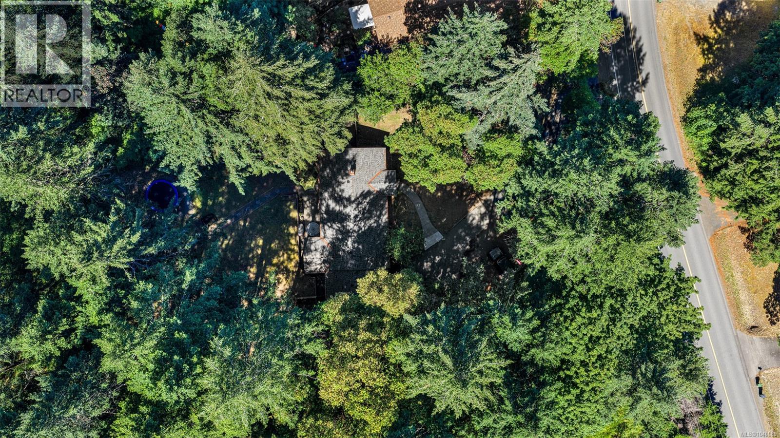 1290 McKenzie Dr, Duncan
