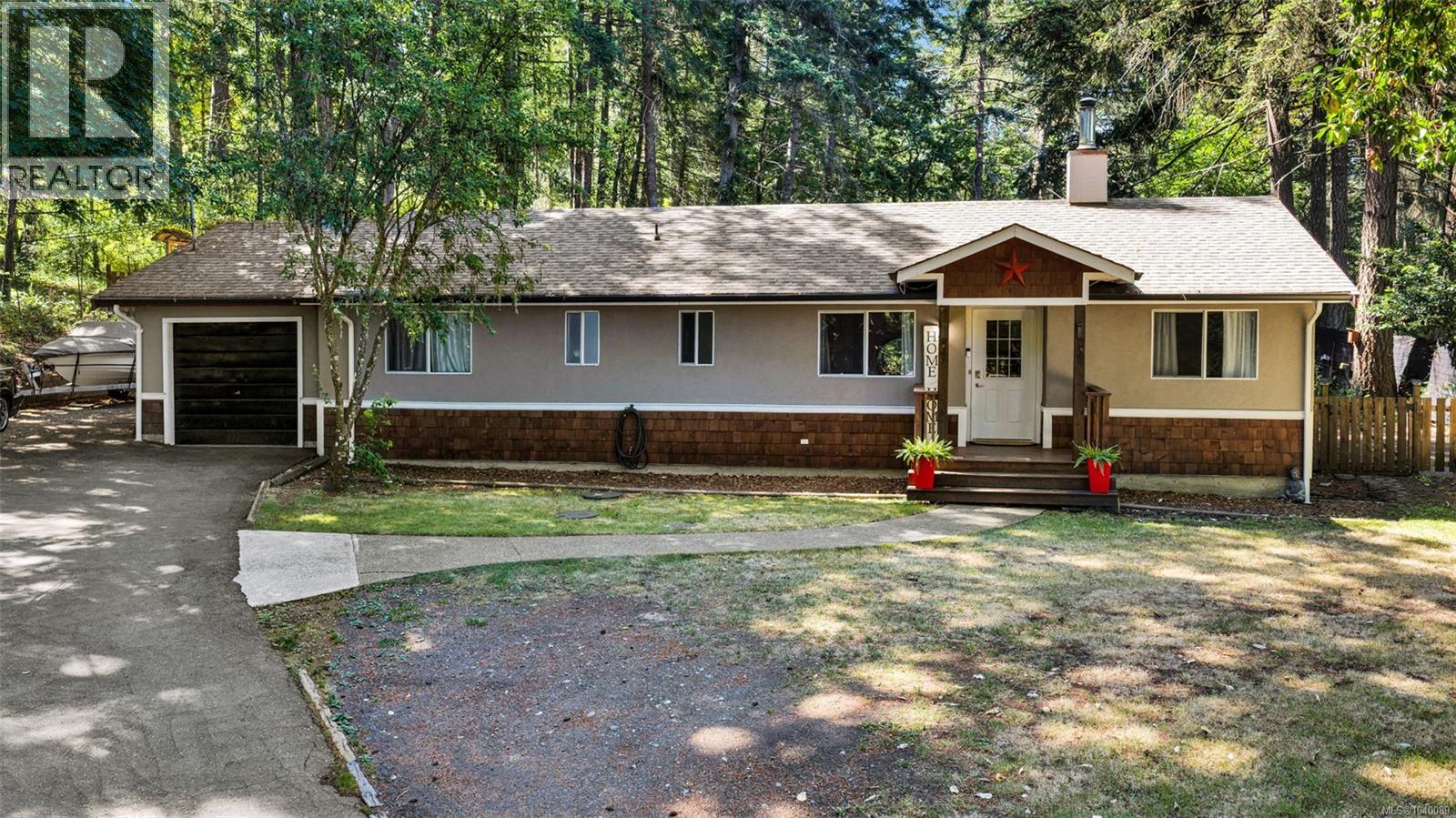 1290 McKenzie Dr, Duncan