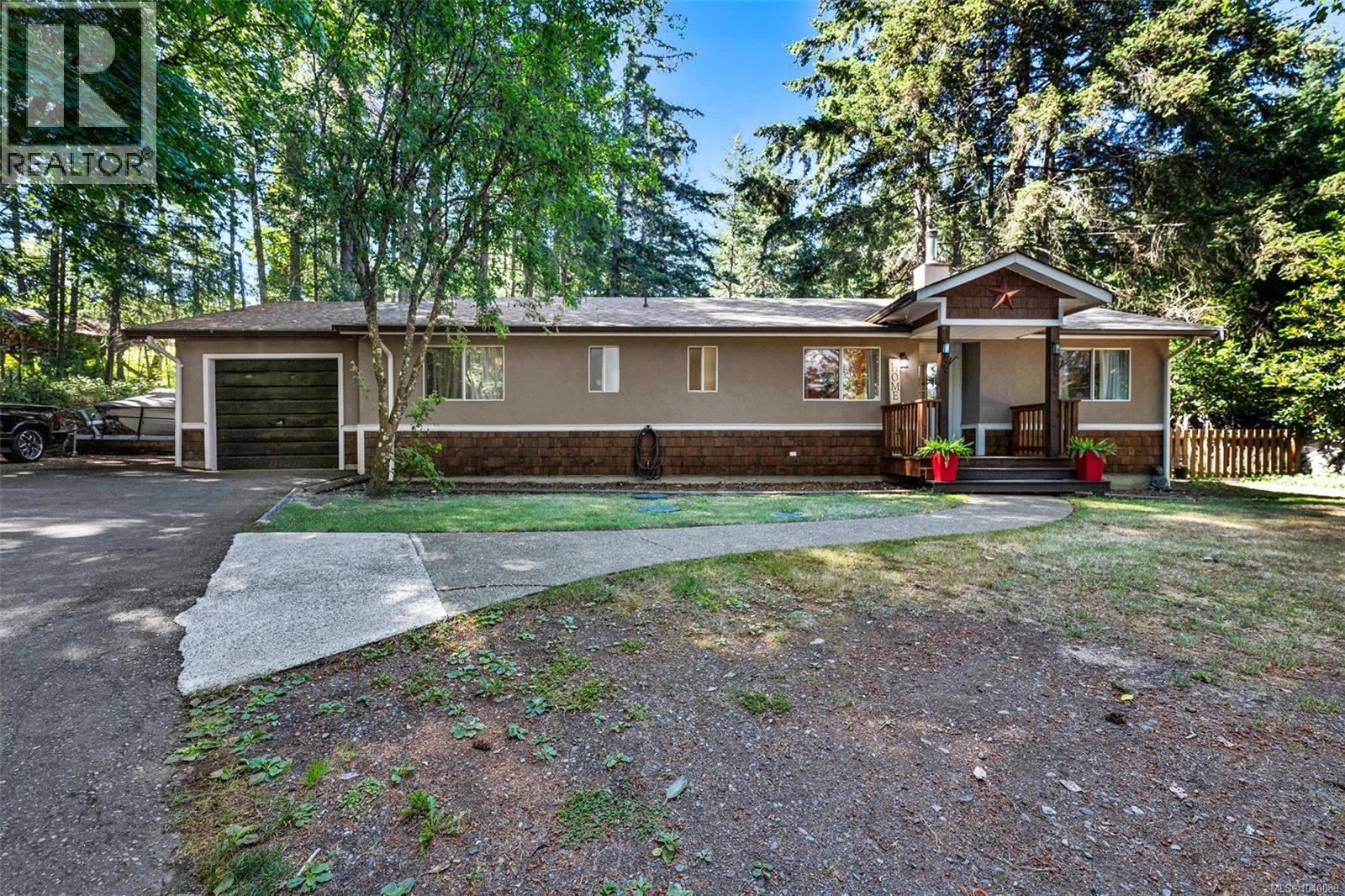 1290 McKenzie Dr, Duncan