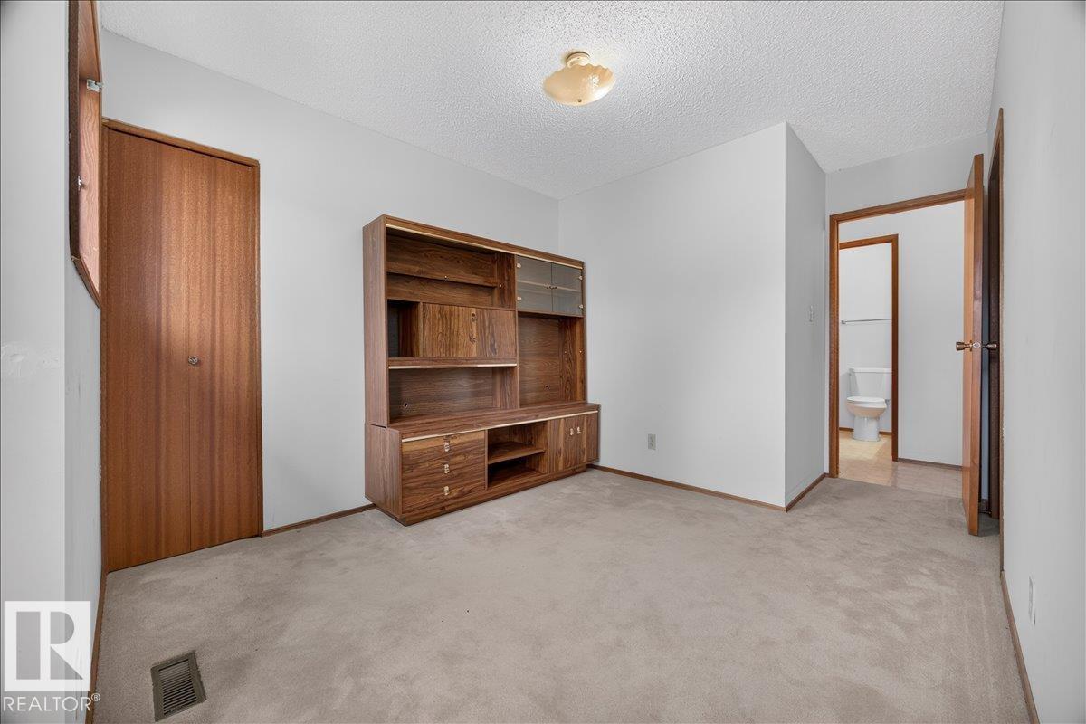 2907 49 ST NW - 28