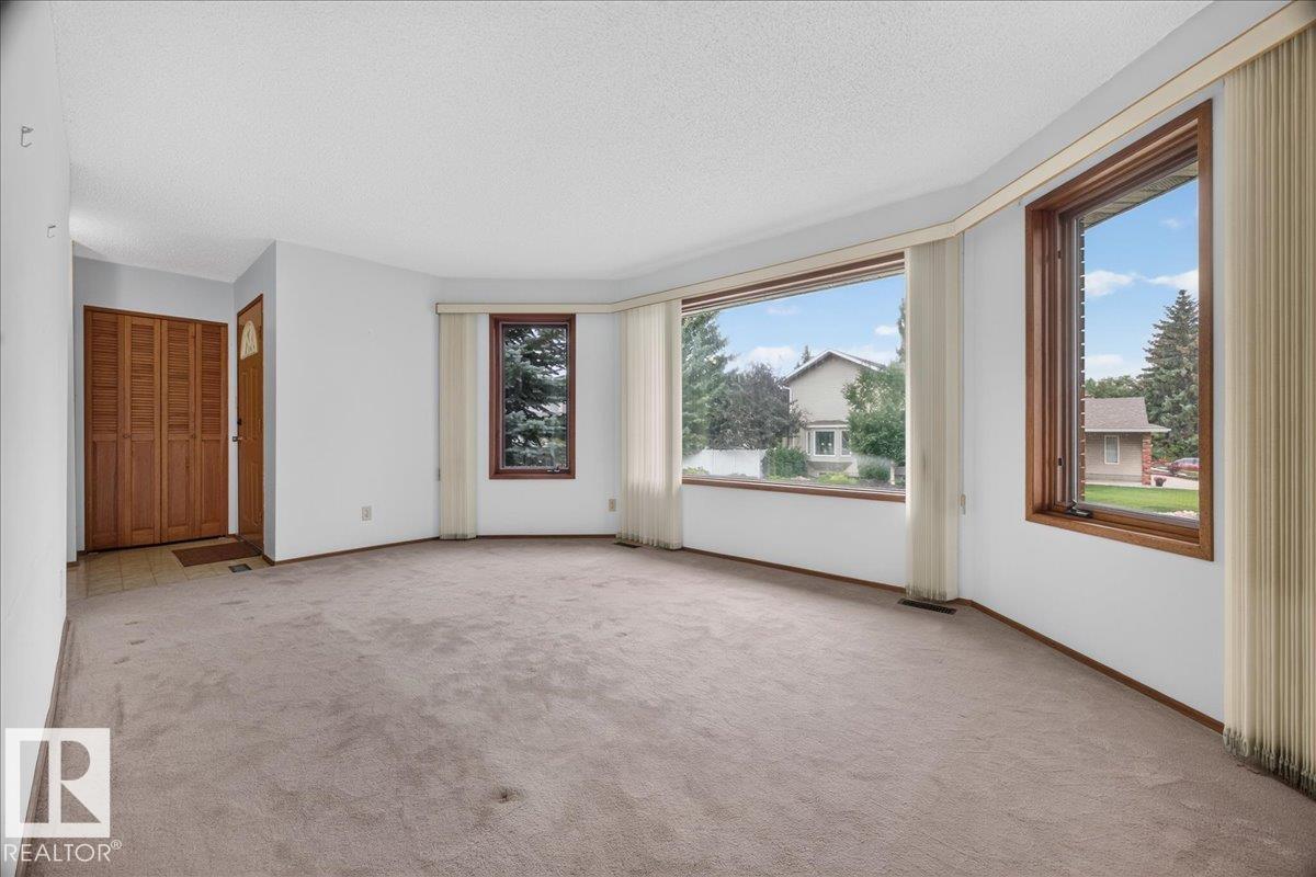 2907 49 ST NW - 10