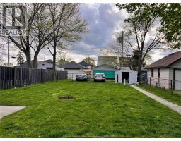 2427 Mercer, Windsor, ON N8X3R6 Photo 11