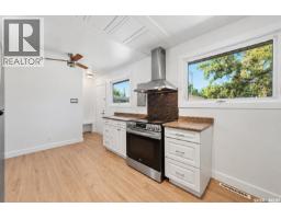 405 W Avenue N, Saskatoon, SK S7L3G9 Photo 12