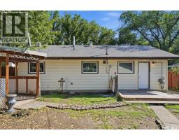 405 W Avenue N, Saskatoon, SK S7L3G9 Photo 19