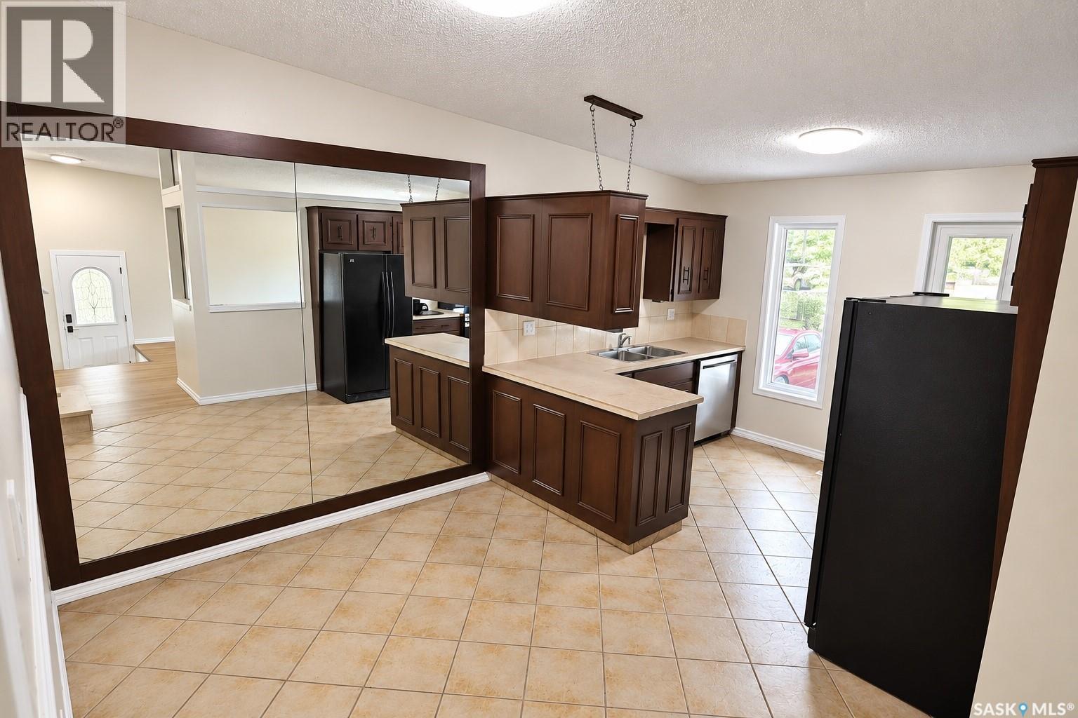 910 DEVONSHIRE DRIVE N, Regina — photo 5
