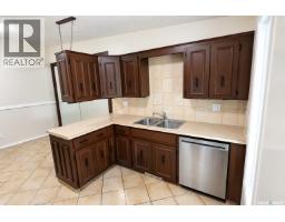 3pc Bathroom - 910 Devonshire Drive N, Regina, SK S4X2L8 Photo 6