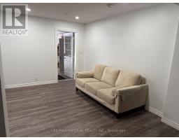 Bsmt - 3325 Vandorf Side Road, Whitchurch Stouffville, ON L4A7X5 Photo 10