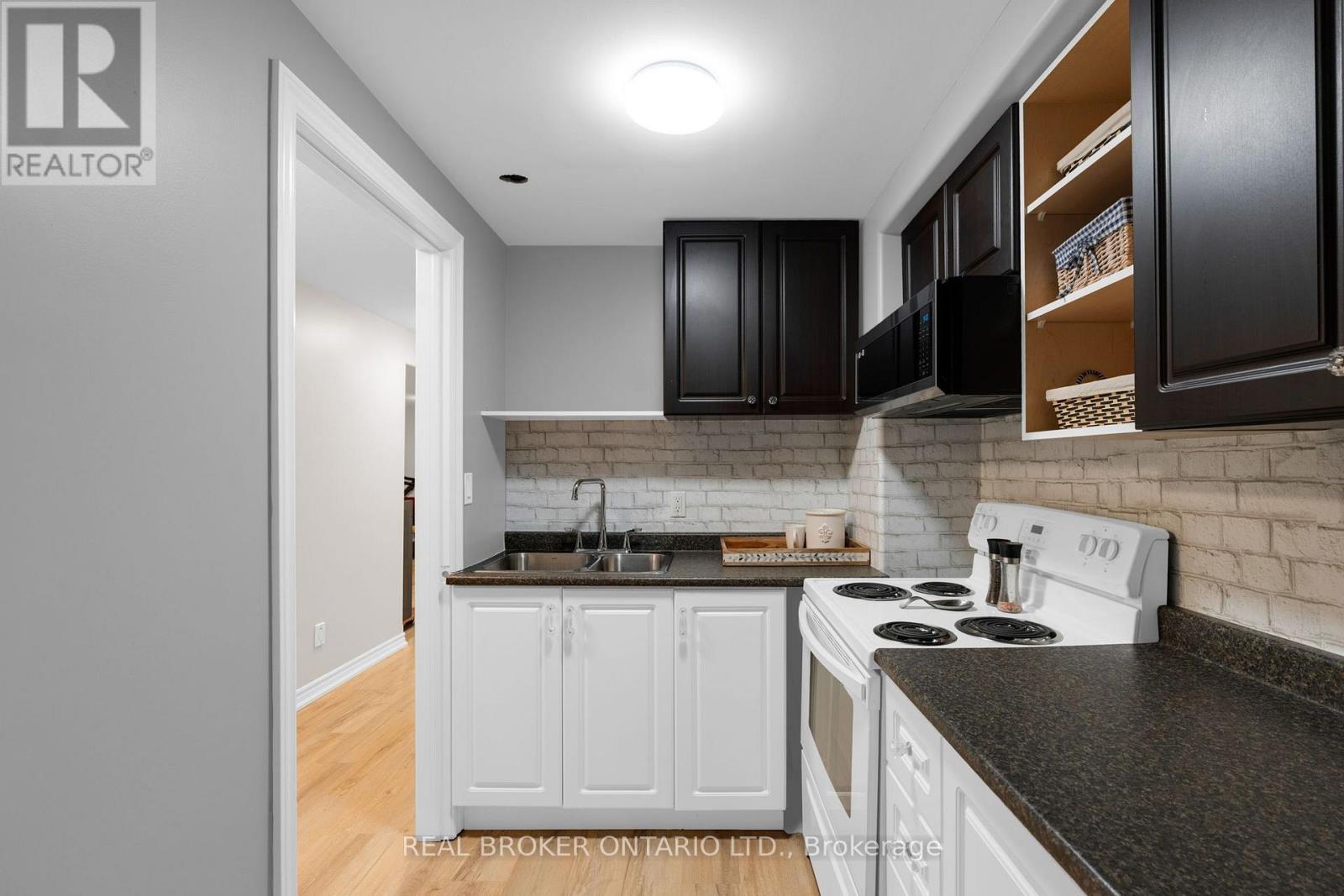 10 WISMER AVENUE - Image 24
